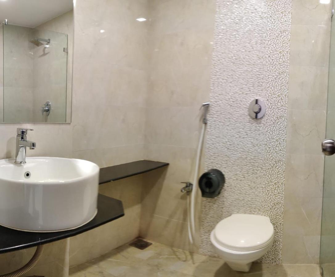 Vadpadraka Hotel And Resort Vadodara Exteriör bild